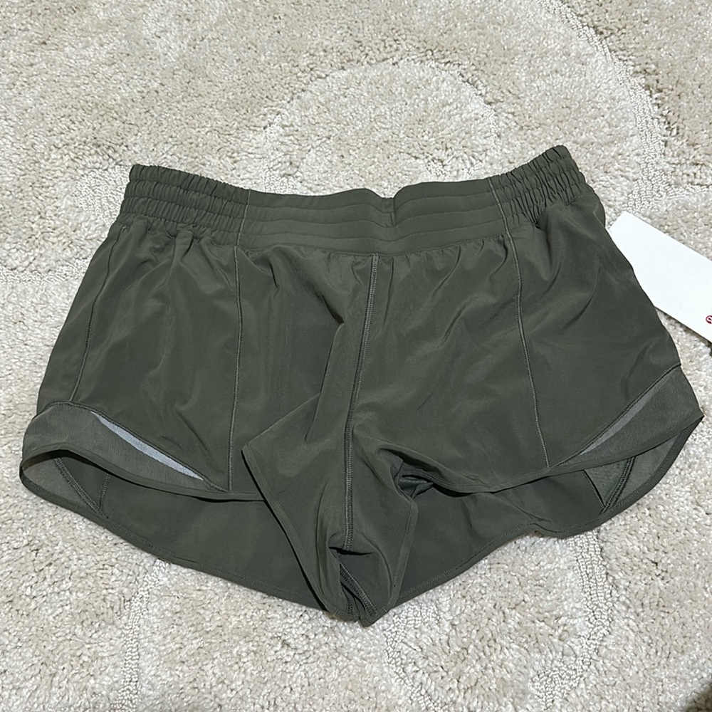 Lululemon HR Short 2.5”